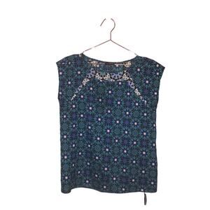 The limited Geometric Print Sleeveless Blouse - Size Small - Limited